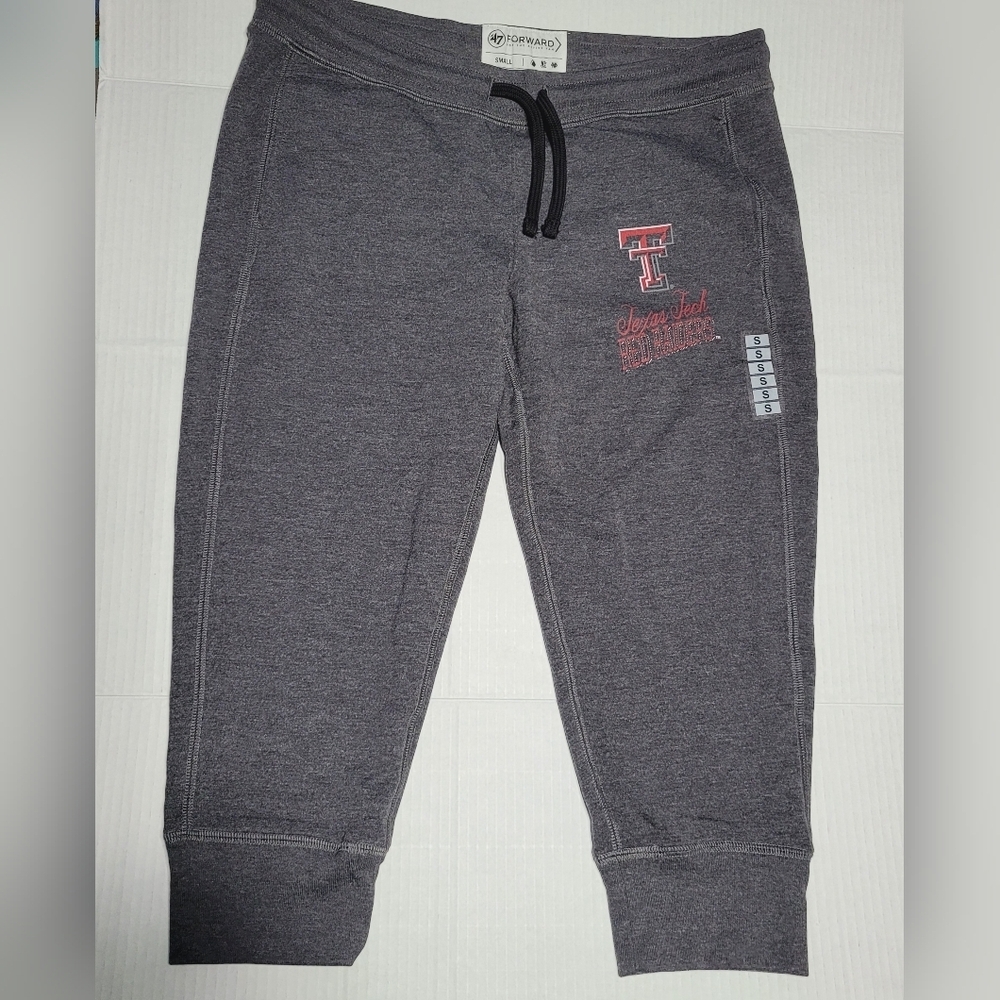 * NEW* 47, Womens Size Small, Texas Tech Capries with Pockets